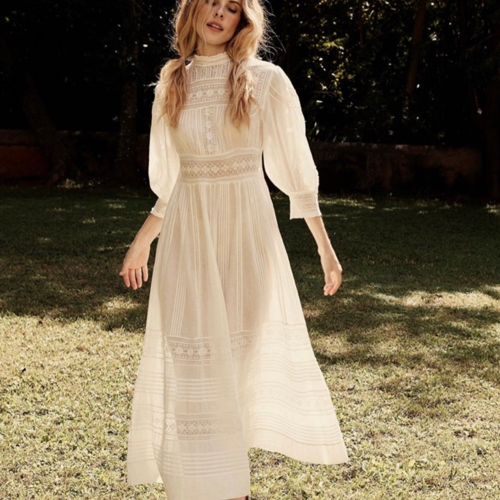 ISO MAGNOLIA DRESS IN XL OR XXL